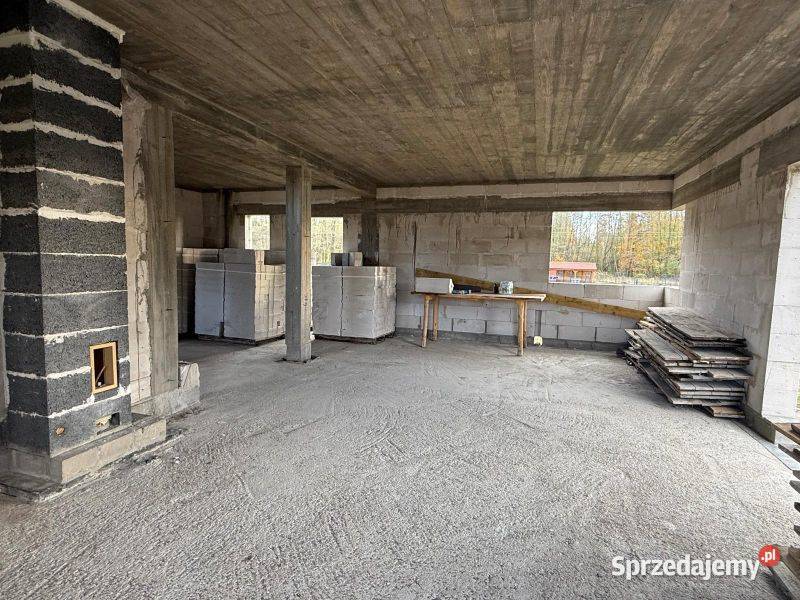 Dom lesie jeziora Koszelówka strych