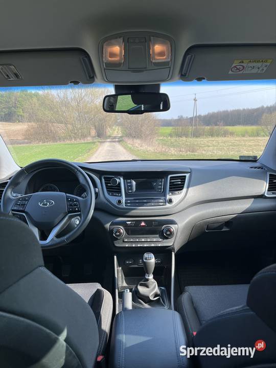 Hyundai Tuscon 16 benzyna NISKI PRZEBIEG Babczów sprzedam