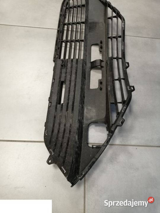 Toyota aygo II atrapa kratka środkowa Kozubszczyzna