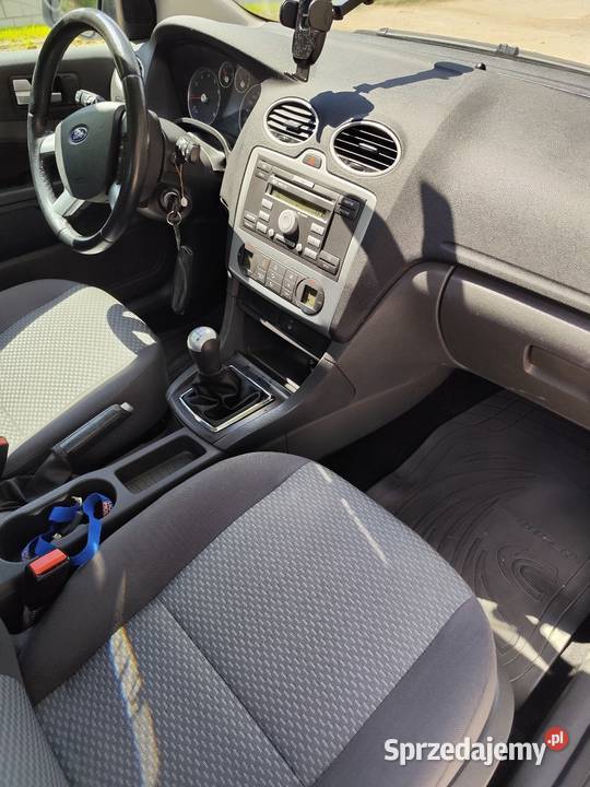 Ford Focus 16 benz230