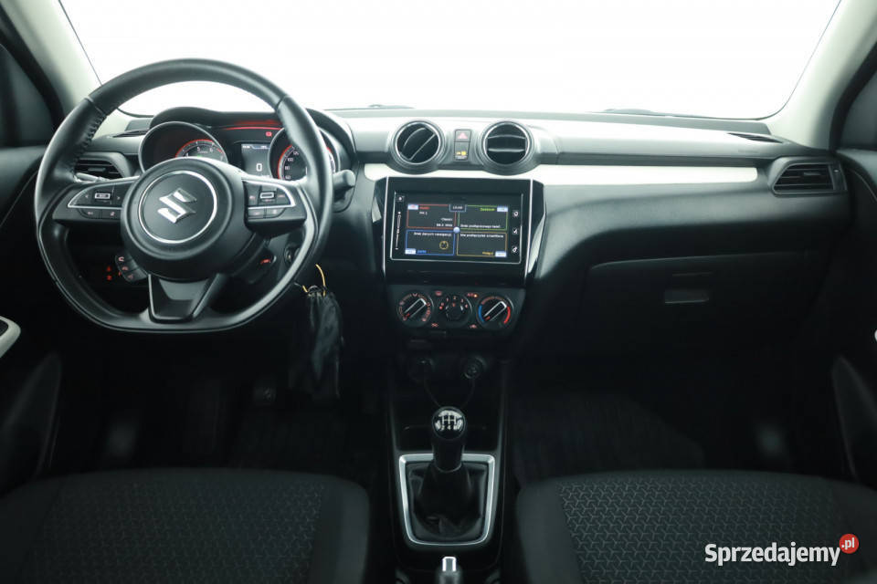 Suzuki Swift 12 Rok produkcji 2021 Piaseczno
