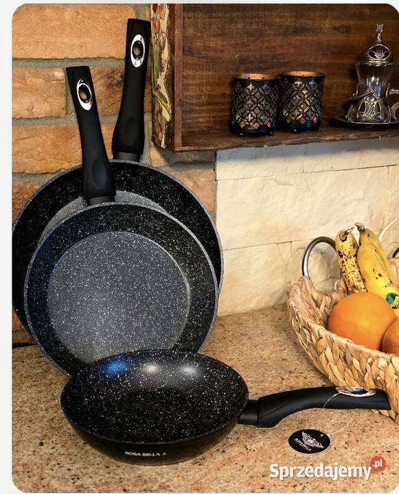 239 Patenie Bella Rosa 3 sztuki czarne sprzedam