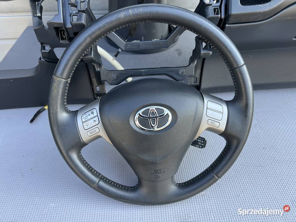 Deska rozdzielcza konsola komplet airbag Toyota
