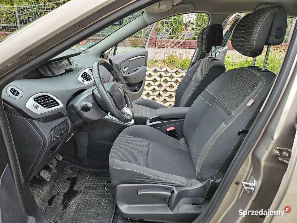 Renault Grand Scenic 2009 16 110 6 biegów