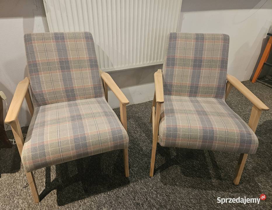 Dwa fotele klubowe PRL Lisek renowacji Meble Lublin