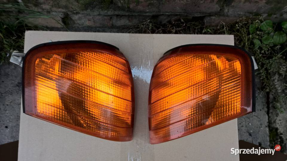 Kierunkowskaz kierunkowskazy prawy lewy Mercedes Chełm sprzedam