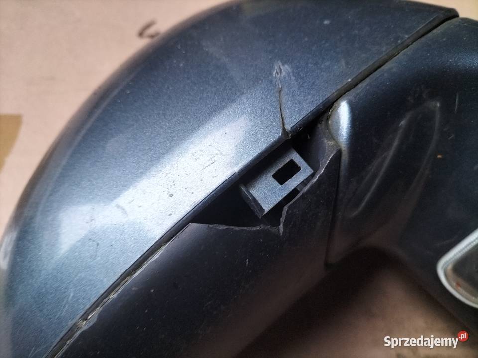CITROEN C4 LUSTERKO PRAWE