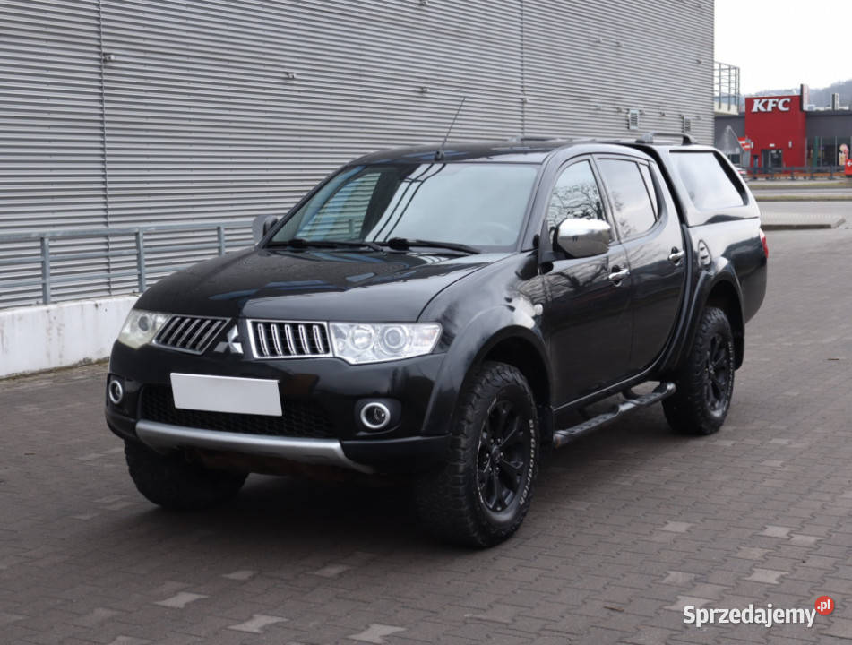 Mitsubishi L200 25 DID Rok produkcji 2011 L200