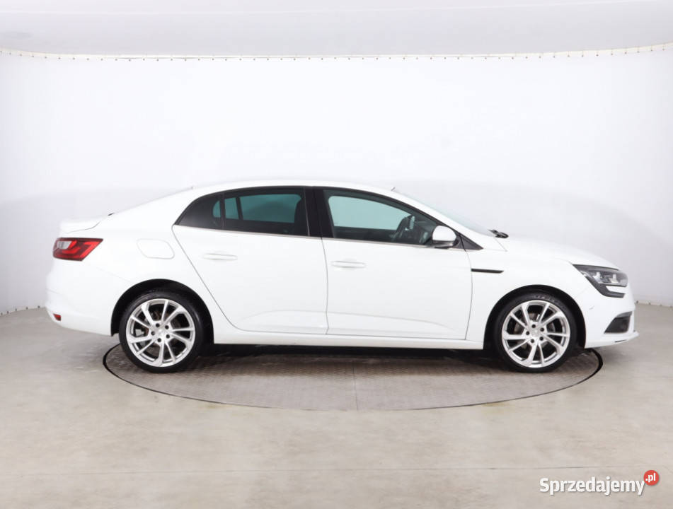 Renault Megane 13 TCe Rok produkcji 2018 Megane