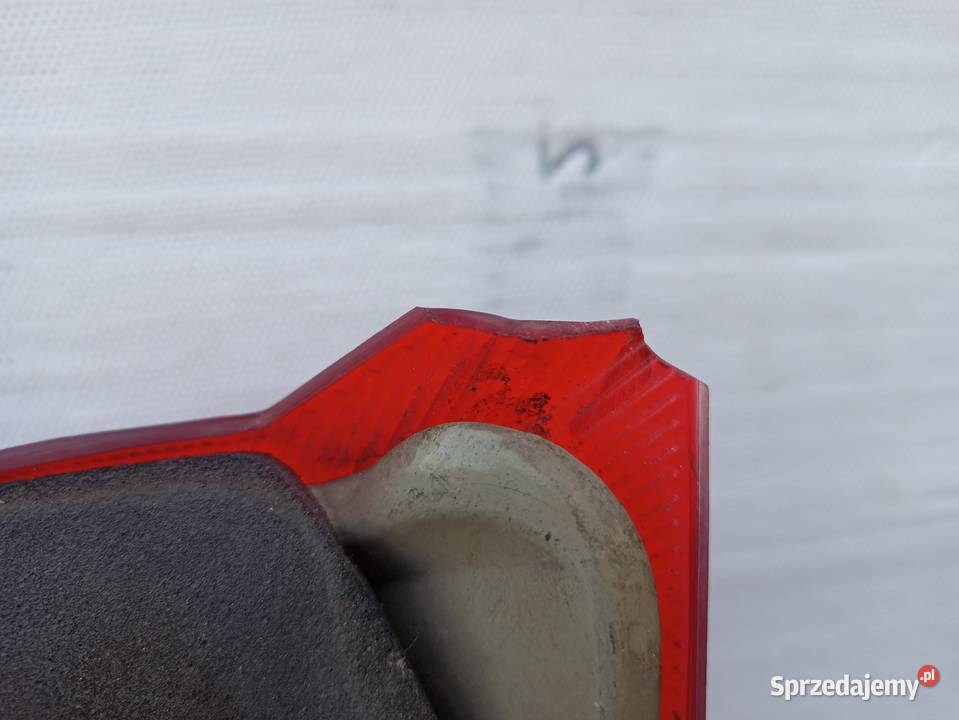 Ford Fiesta MK3 III lampa tył tylna lewa wkład osobowe Oświetlenie Sieradz sprzedam