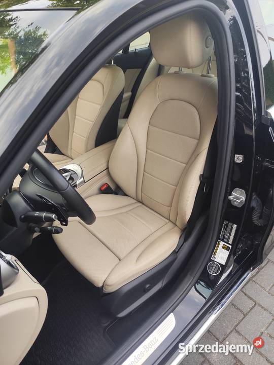 MercedesBenz 300c 4matic Rok produkcji 2017 Motoryzacja podkarpackie Jasło