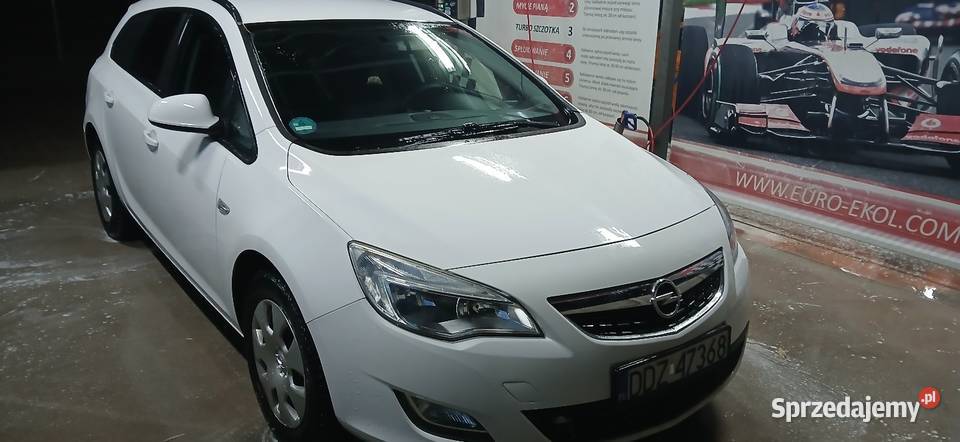 Opel Astra J 17CDTI 110 manualna Bielawa