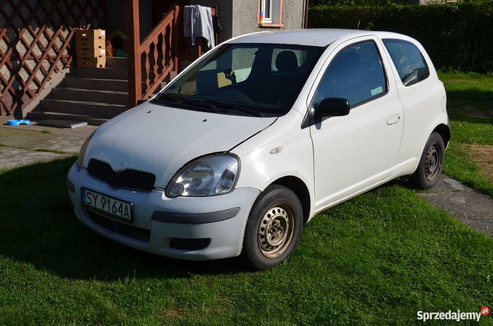 Sprzedam Toyotę Yaris ciężarowa VAT Trachy