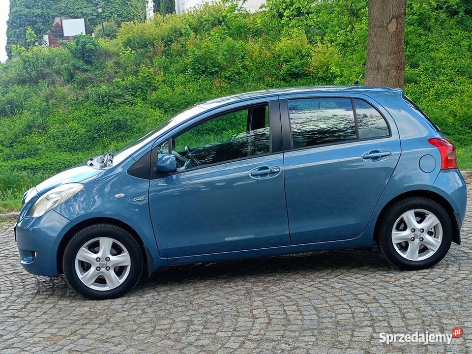 Śliczna Toyota Yaris 14D4DNajbogatsza Wersja manualna Gostynin sprzedam