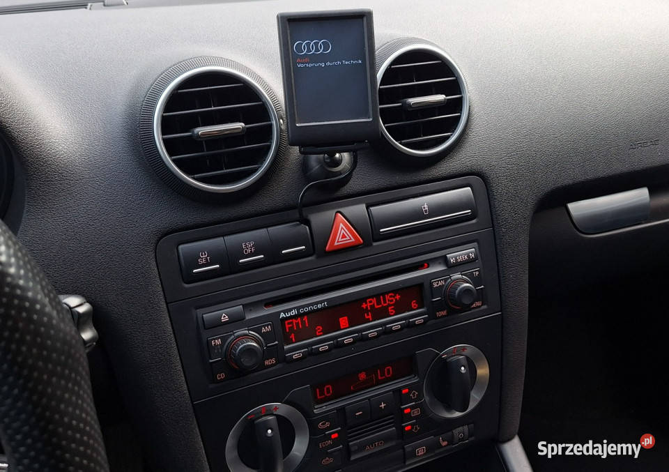 Audi A3 Sportback SLiNE 16MPi 102 Ładne Z
