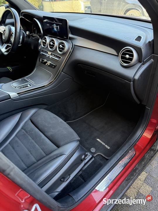 Mercedes GLC 300 4matic AMG line kupiony w polskim salonie GLC Szczecin