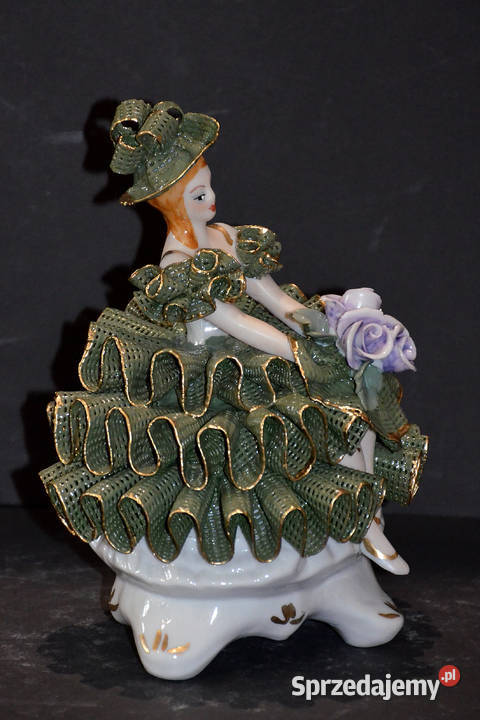 Roceram porcelana figurka Contesa koronki 1819 sprzedam