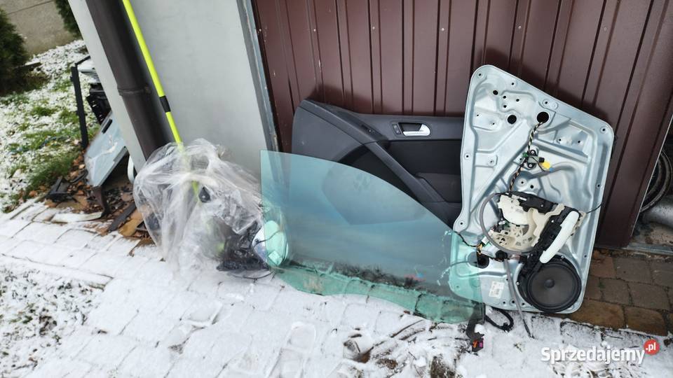 Volkswagen Tiguan 20122016 wkładka lusterko Gliwice