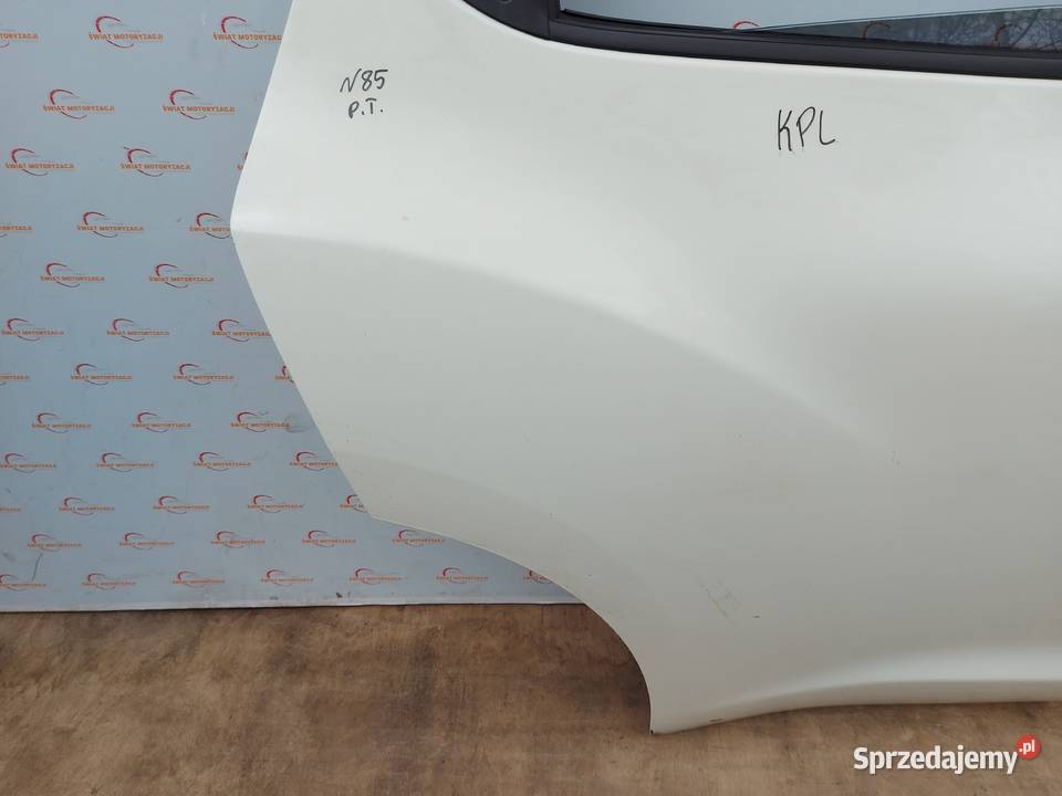 NISSAN JUKE 10r drzwi prawe tył 170 mikronów Kielce sprzedam