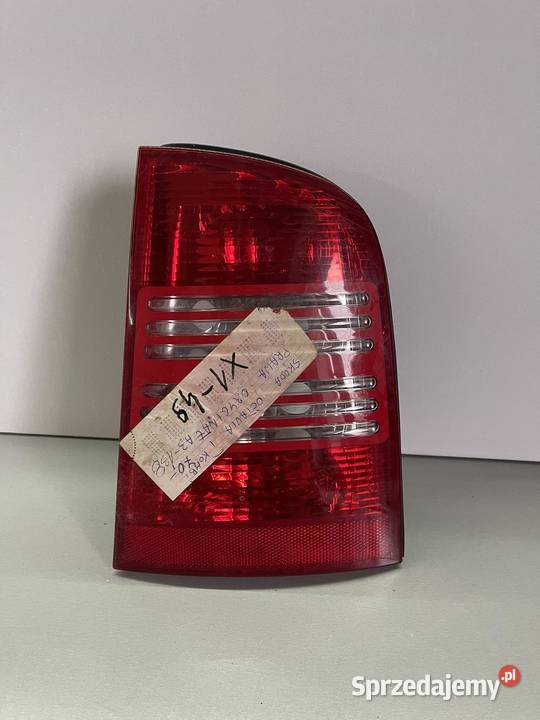 SKODA OCTAVIA 1 KOMBI PRAWA LAMPA TYŁ osobowe Ostroróg