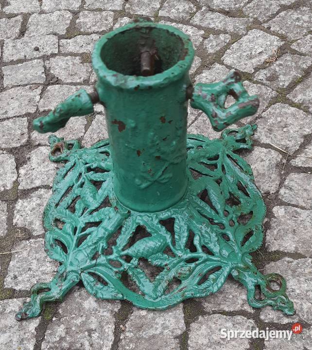 stojak żeliwny pod choinkę ażurowy sygnowany Morąg