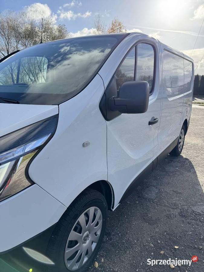Renault Trafic L1H1 fak VAT 23 mały przebieg Gęzyn