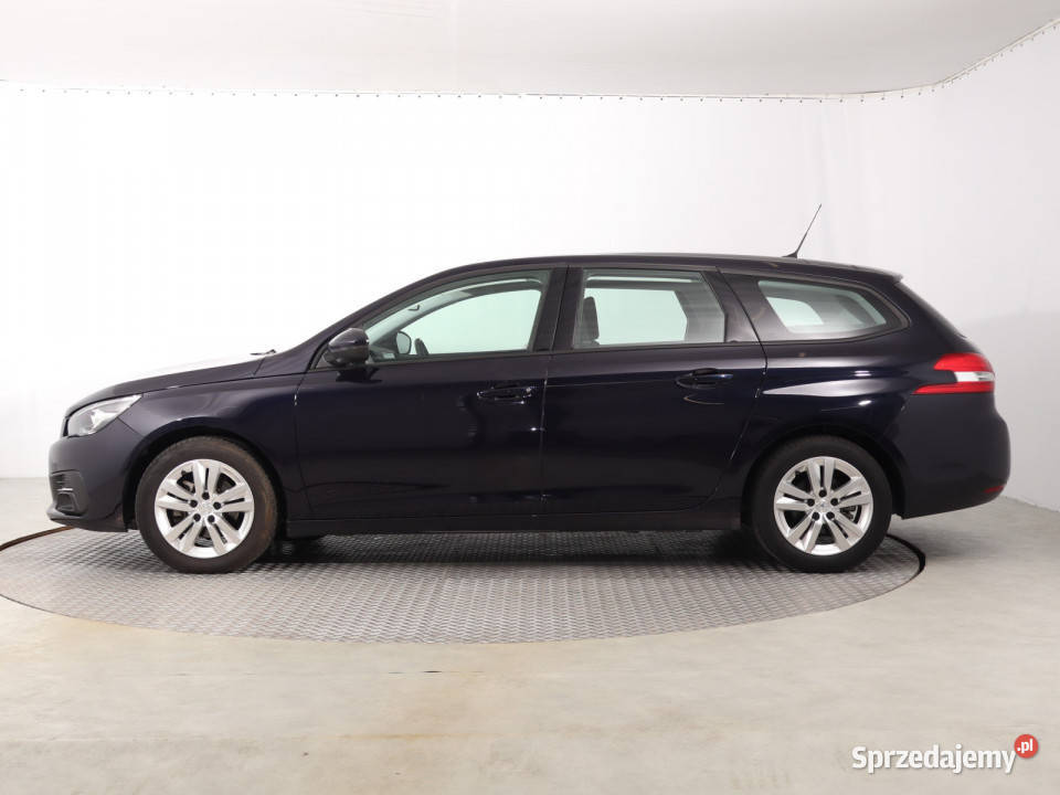 Peugeot 308 12 PureTech komputer pokładowy