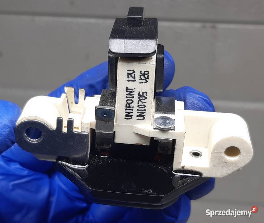 REGULATOR NAPIĘCIA VW SEAT AUDI FORD 130557 Mielęcin