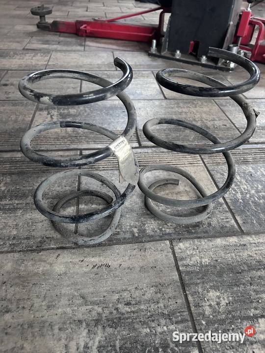 BMW Z4 E85 28i 20i sprężyny zawieszenia przód osobowe Bielsk Podlaski