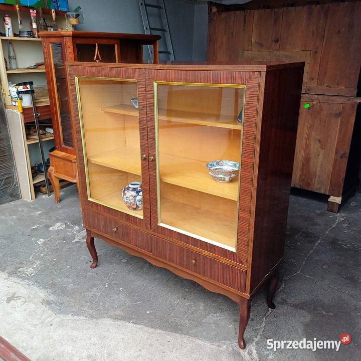 Witryna Serwantka lata 7080 PRL sprzedam