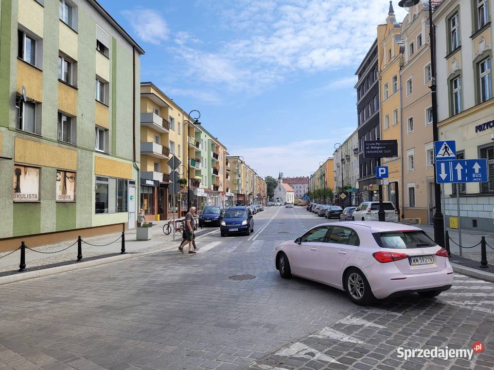 Lokal użytkowy narożny w centrum miasta tuż Nysa