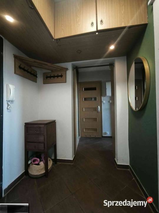 2pok 50met Żernickiej BALKONPIWNICAWINDA Wrocław parter