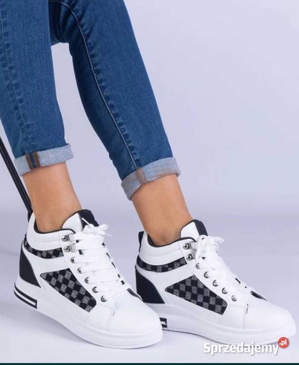 Białe Sneakersy Sportowe Na Ukrytym Koturnie