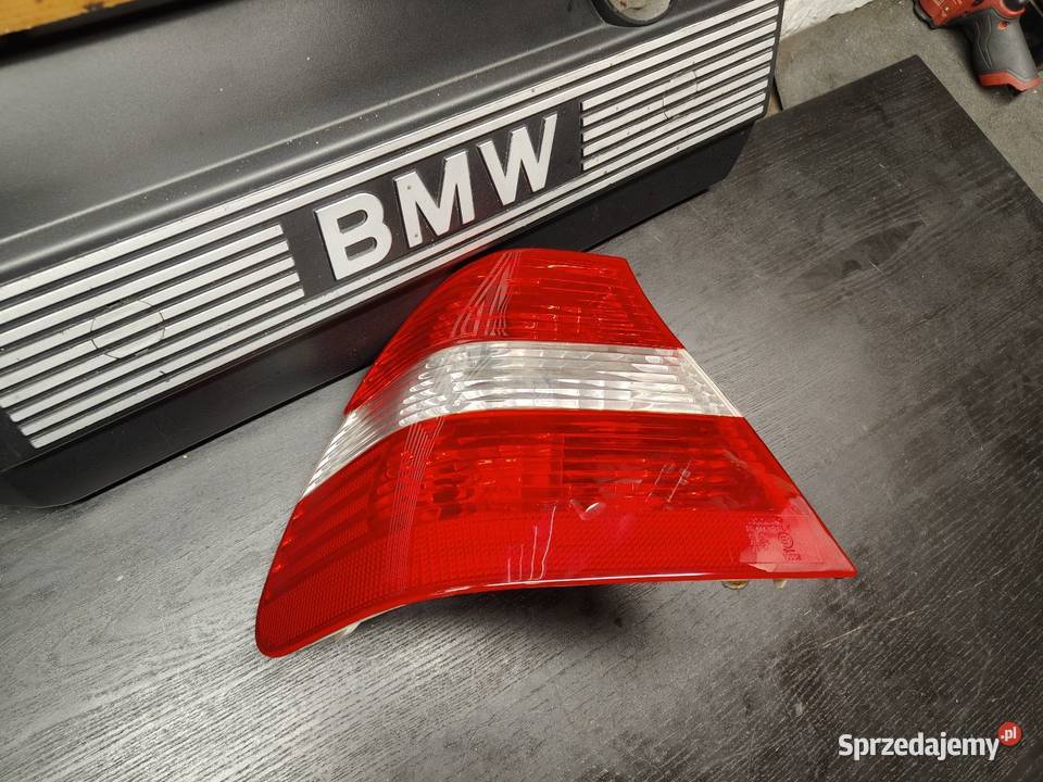 Bmw e46 sedan tylna lewa lampa Lif depo lewe Aleksandrów Łódzki