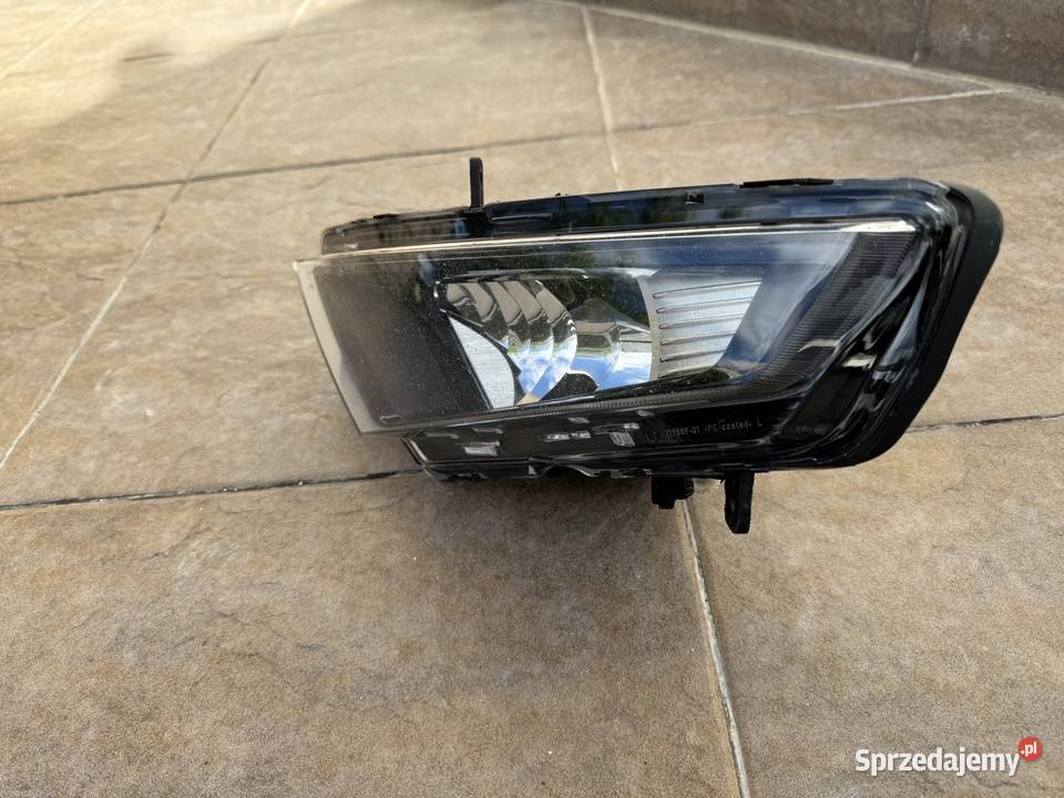 Seat Leon halogen przeciwmgielny zderzaka lewy Poznań