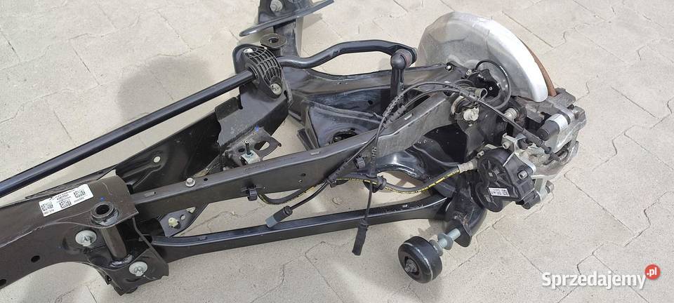 BMW F44 218I BELKA ZAWIESZENIE TYŁ 6851560