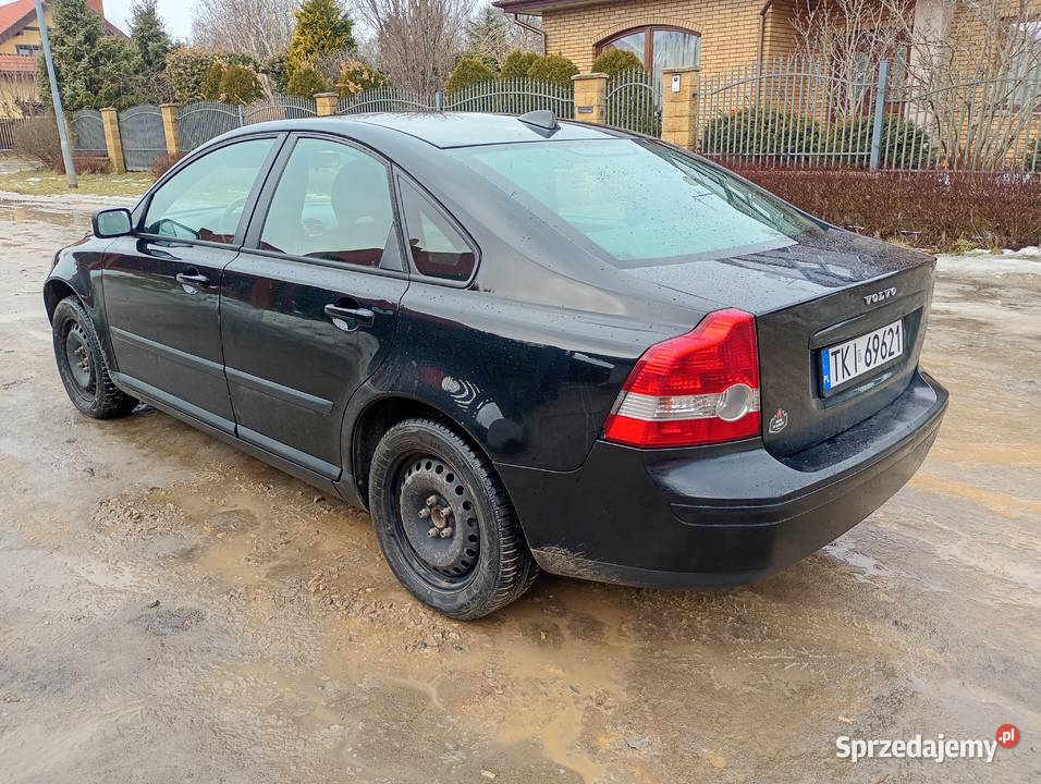 Volvo S40 20d 6biegów 2 komplety kół Rok produkcji 2005 łódzkie Pabianice