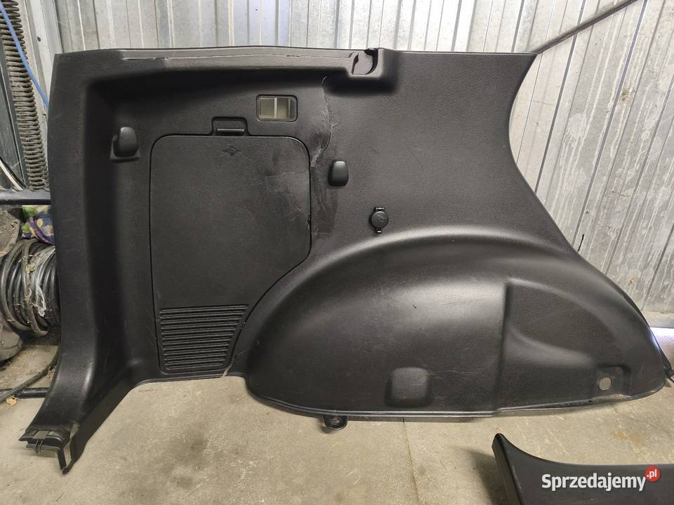Osłona tapicerka boczek bagażnika Suzuki Grand terenowe Wyposażenie wnętrza Dębica