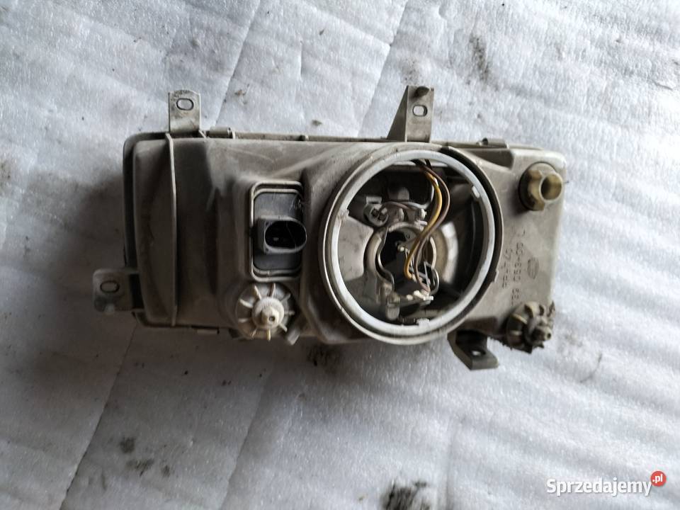 Volkswagen Vento LAMPA PRZÓD PRZEDNIA LEWA osobowe lubelskie Kamień-Kolonia