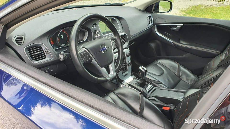 Volvo V40 20 D2 120 Ocean Race NAVI Xenon garażowany