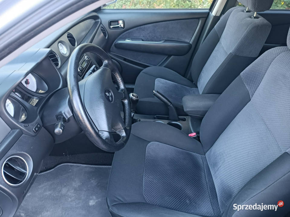 Mitsubishi Outlander Mitsubishi Outlander 4X4 SUV