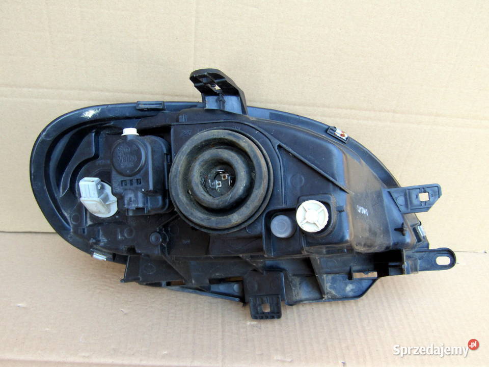 LAMPA PRZEDNIA LEWAPRAWA CITROEN SAXO 1999r Rok produkcji 1999 łódzkie Mysłaków