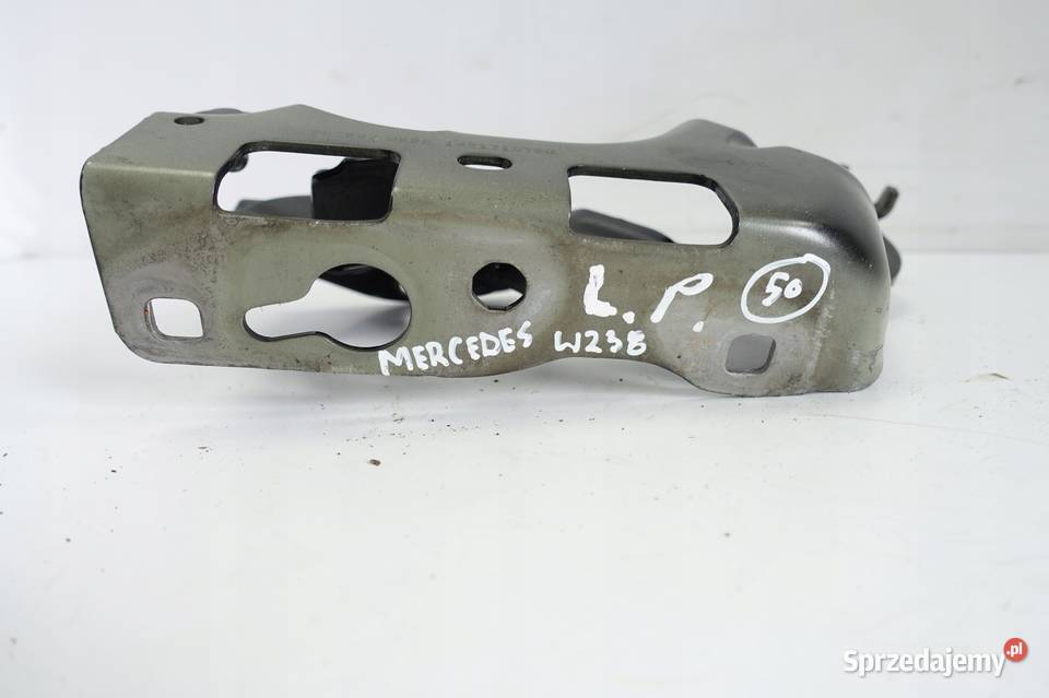 Mercedes W238 coupe ZAWIAS PRZEDNIEJ MASKI lewy Rudka