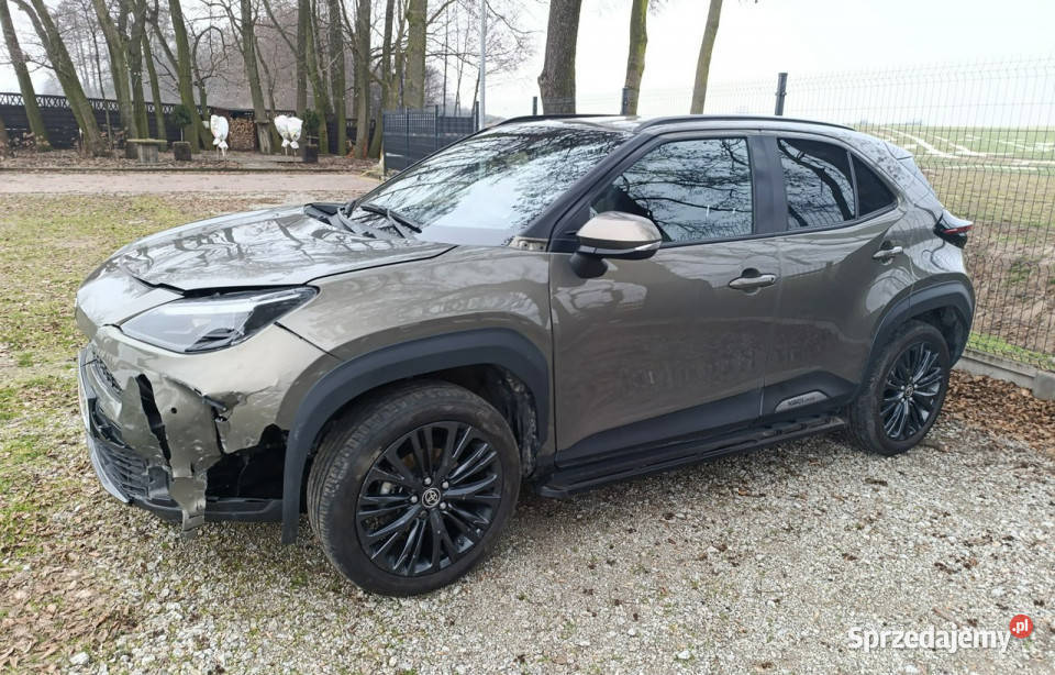 Toyota Yaris Cross 15 Hybrid 29000 czujnik zmierzchu Pleszew sprzedam