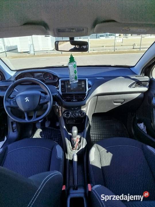 Peugeot 208 benzynka klima super stan