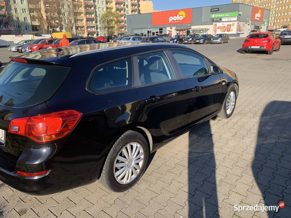 Opel Astra J 1600 benzyna LPG manualna Wałbrzych