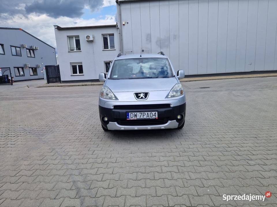 Peugeot Partner mały przebieg bezwypadkowy manualna Wrocław
