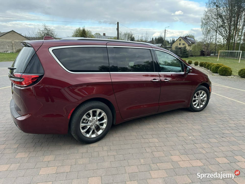 Chrysler Pacifica Lipówki