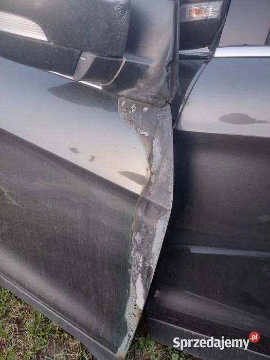 Ford Kuga MK2 Lift pół auta 4x drzwi i maska Mogilno