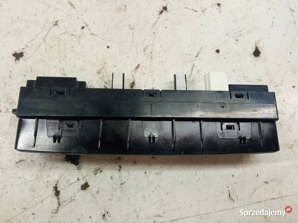 PRZEŁĄCZNIK 937501J510 Hyundai i20 I 20082014 sprzedam